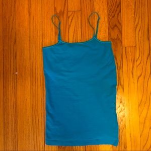 Beautiful blue tank top!!💙🤩